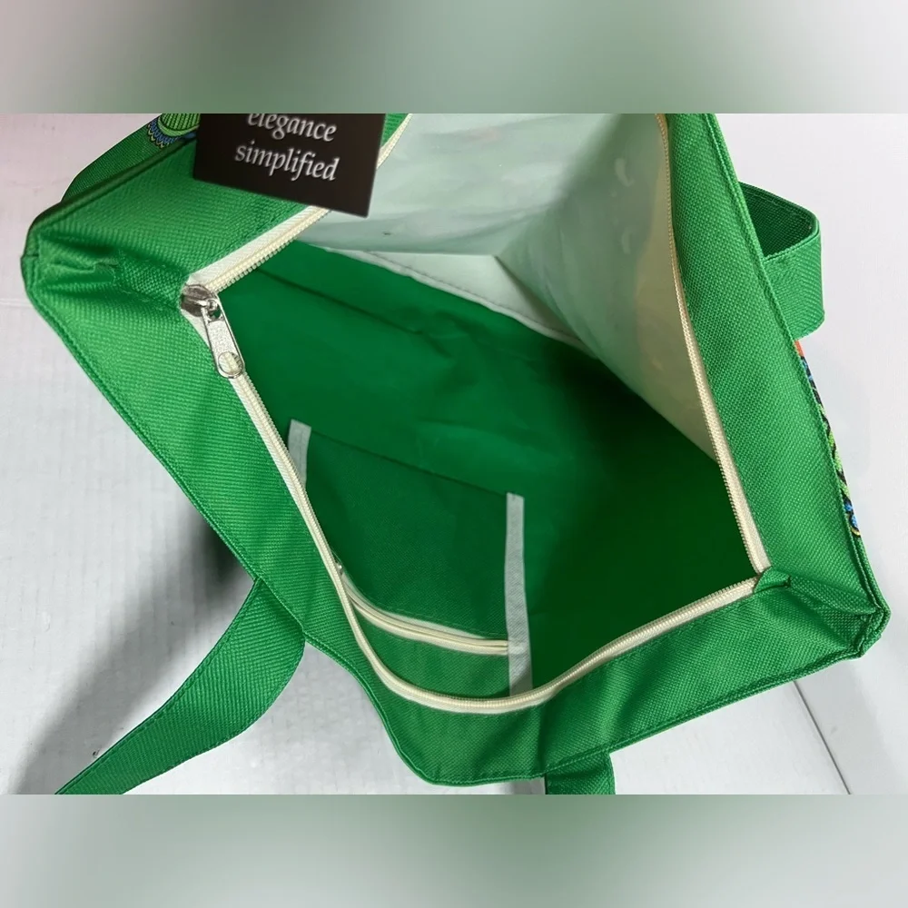 Elegance simplified  Light Colorful Gecko Beach Bag
